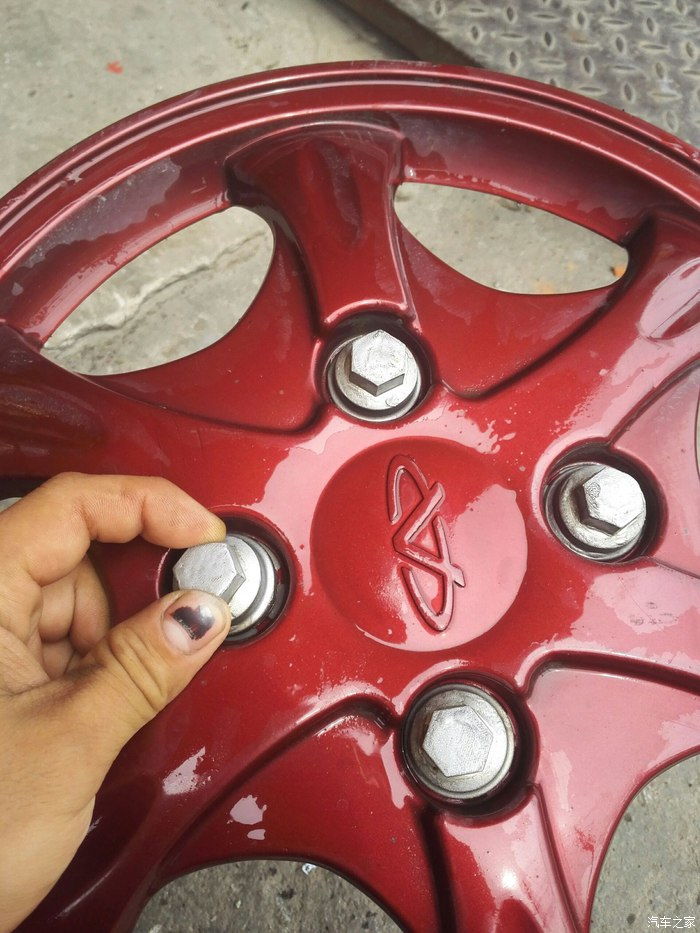 探索QQ3拆车件市场 有卖有买的汽车配件循环经济